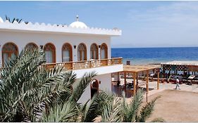 Shams Hotel & Dive Centre
